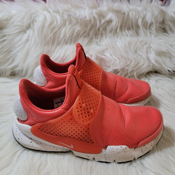 Nike runners/shoes boys - Picture 1 of 3